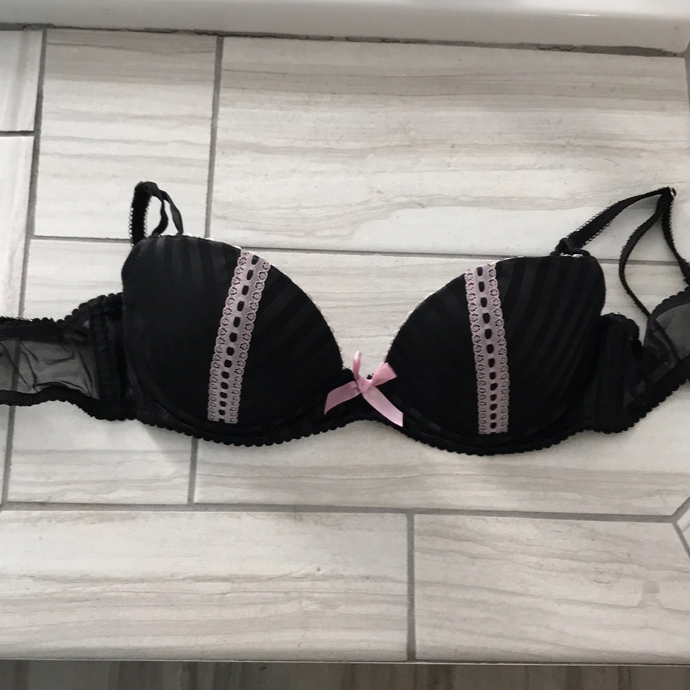 COPY - Victoria Secret bra 34B